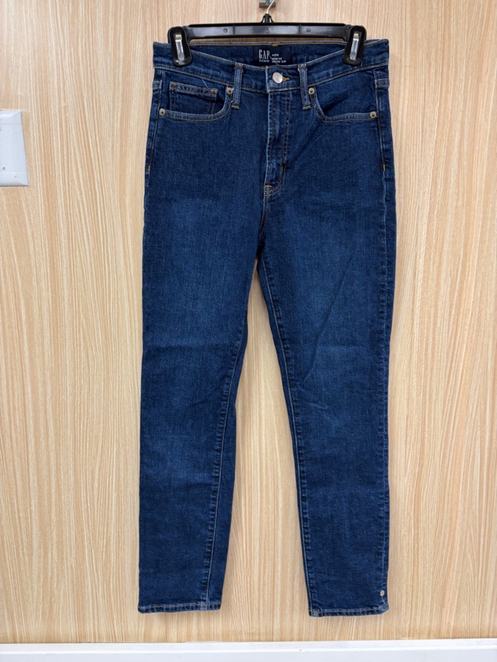 Gap High Rise Jeans Size 4